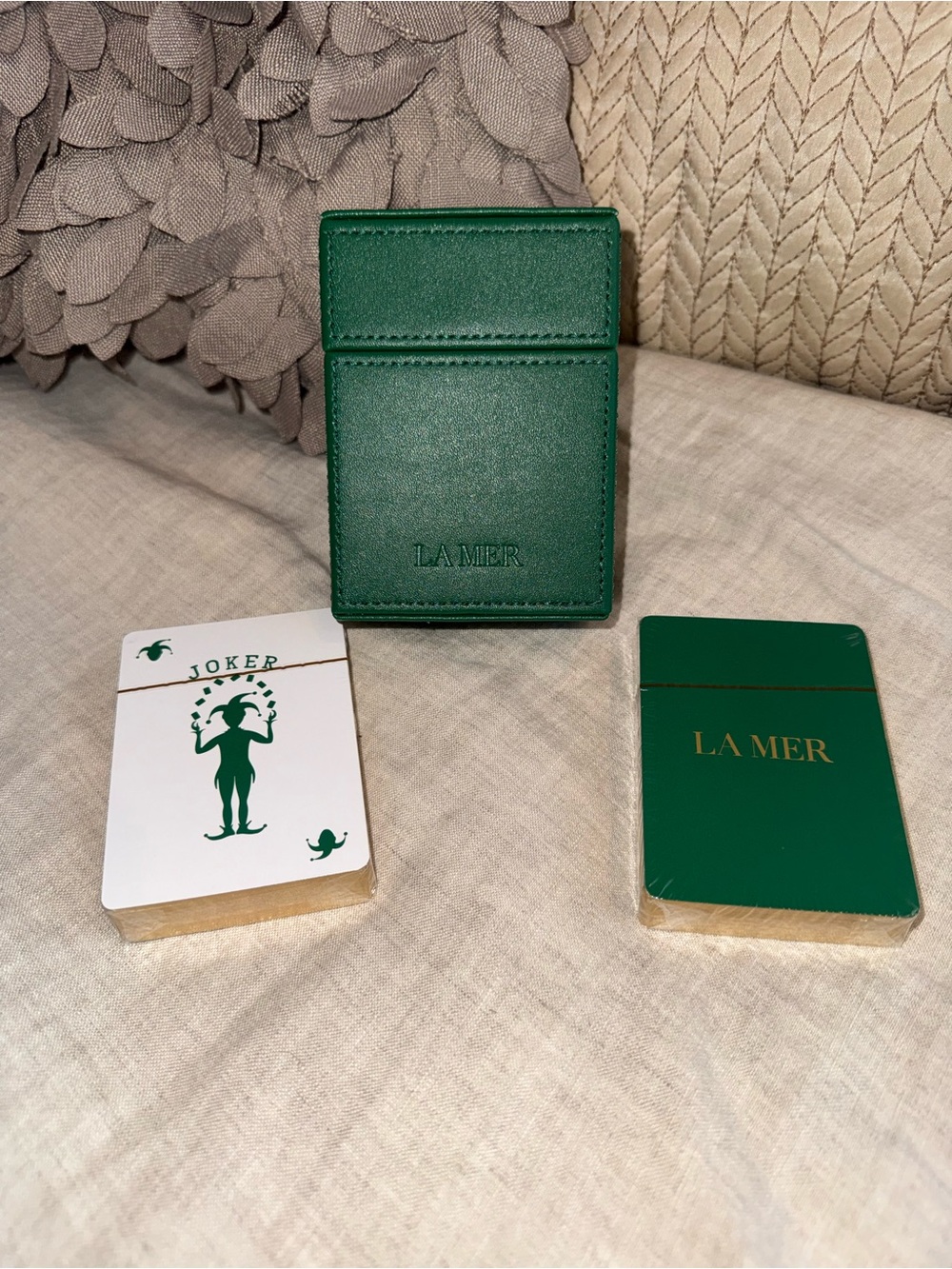 LA MER Green Leather Card Case